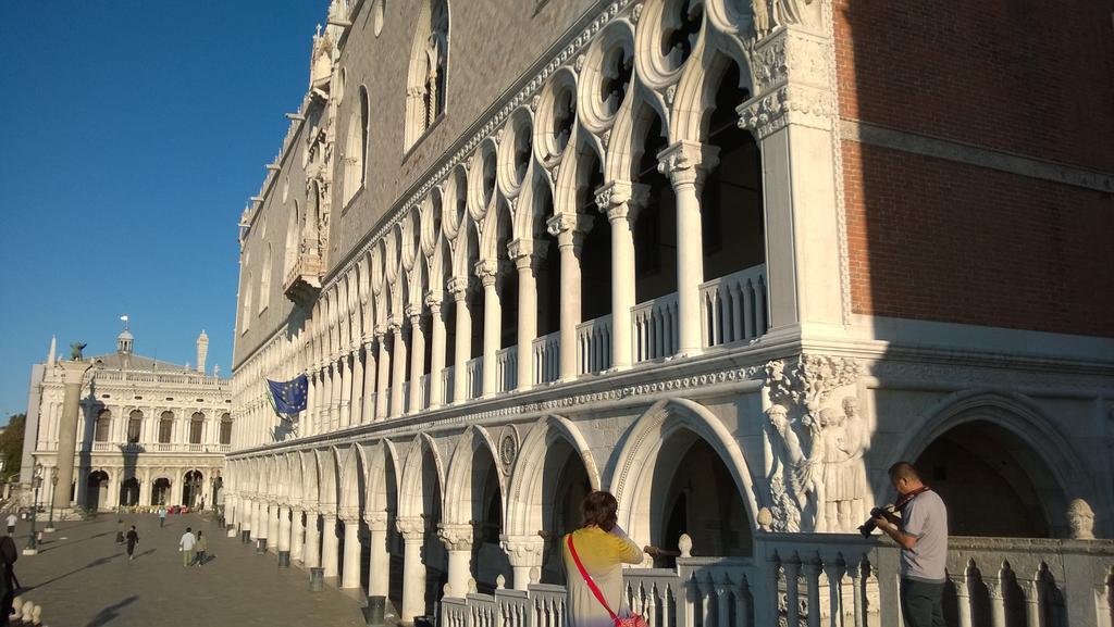 In Venice Back To San Marco Tourist Apartment Luaran gambar