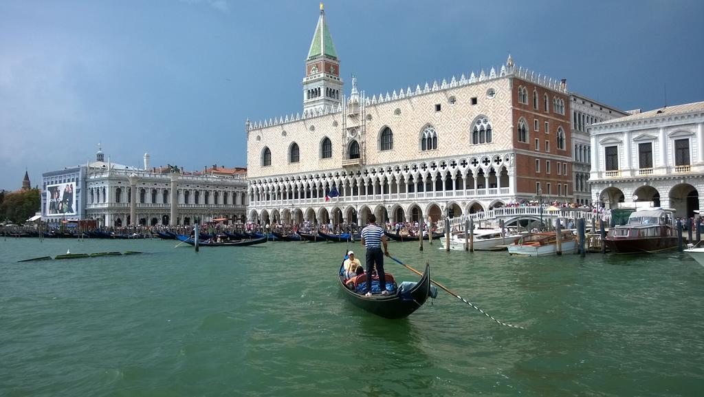 In Venice Back To San Marco Tourist Apartment Luaran gambar