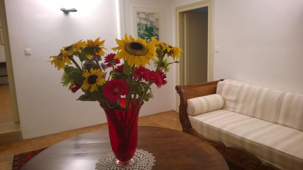 In Venice Back To San Marco Tourist Apartment Bilik gambar